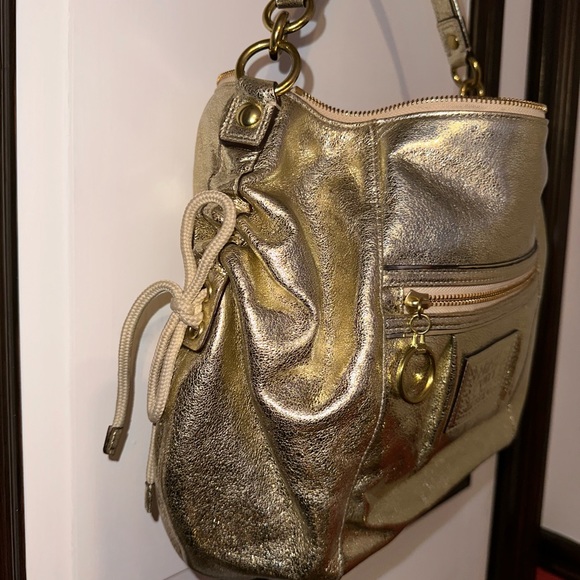 Coach Poppy Gold Shoulder Bag like new - Picture 6 of 9